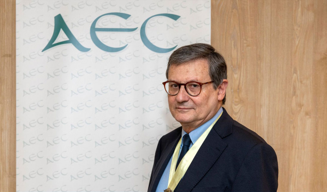 El presidente de la Asociación Española de Cirugía analiza en Redacción Médica el impacto del alcohol al volante