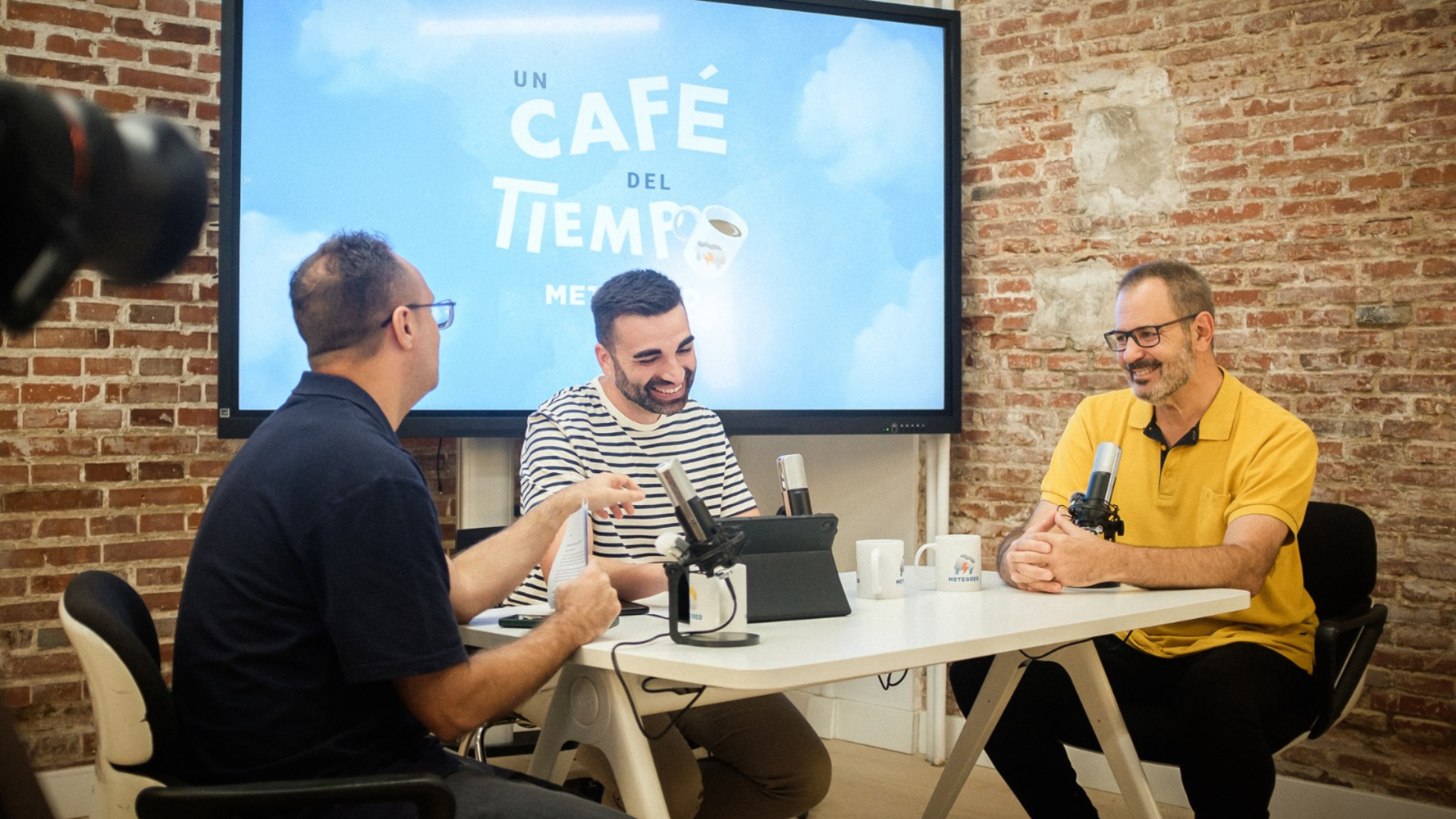 ‘Un café del tiempo’: el nuevo podcast de Meteored para entender el tiempo y desmontar los bulos climáticos